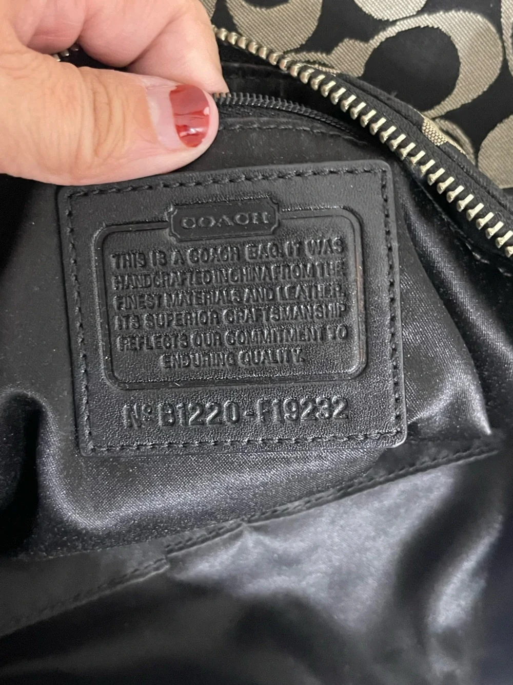 Vintage Y2K Coach Black and Cream Signature Shoulder Bag